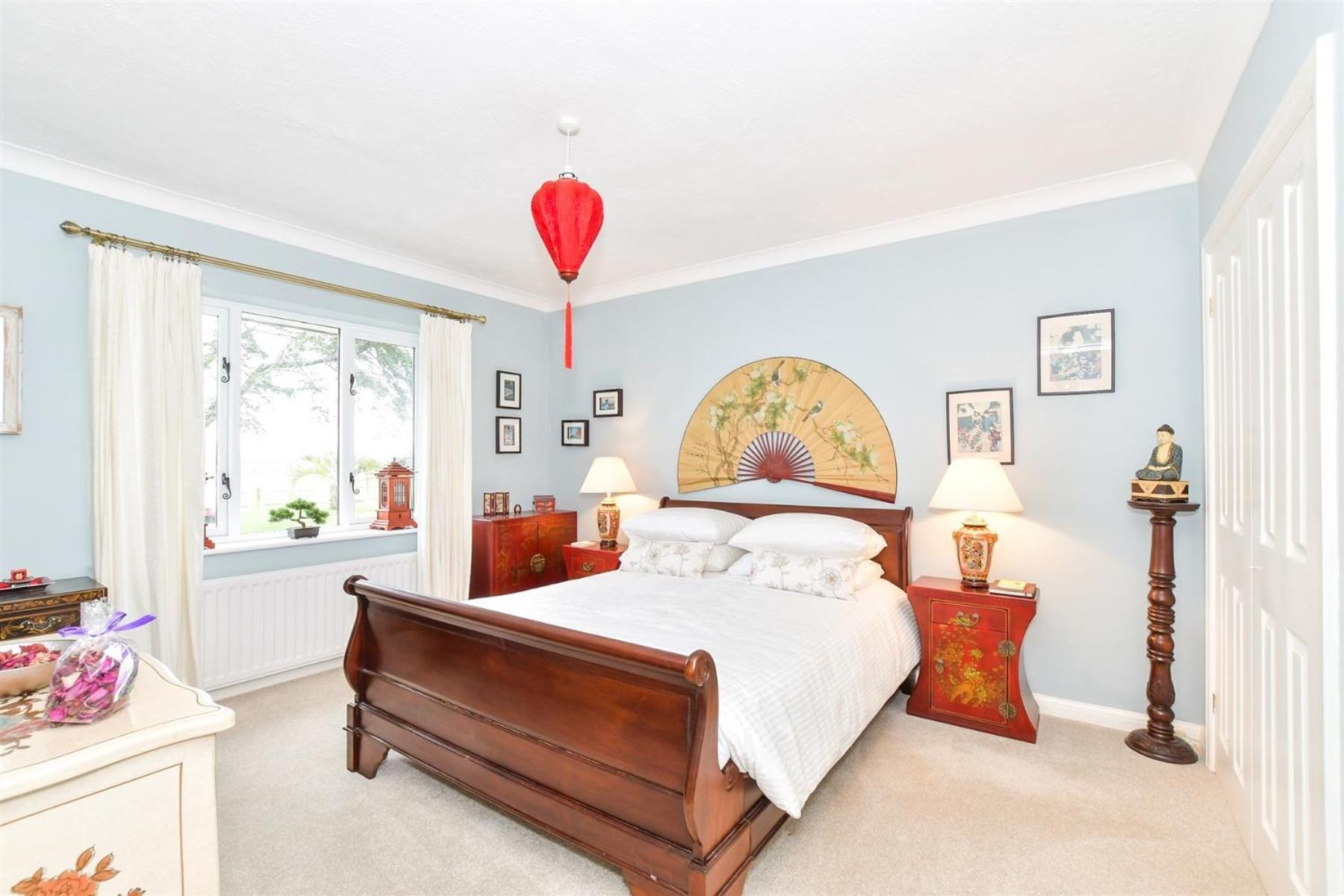 Stay At 'The Elms' In Tranquil Church Norton, Selsey - Ground Floor Bedroom, Own Private Bathroom, Quiet Beach, 2 Acre Garden By The Sea, On Edge Of Wildlife Nature Reserve Exteriör bild